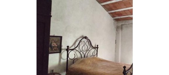 2 bedrooms Apartment in Terranuova Bracciolini, Italy No. 252767 5