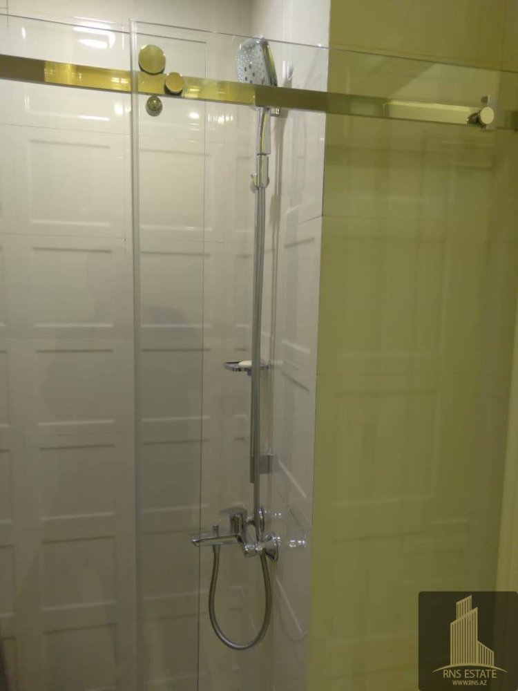 4 غرف نوم شقة في Nasimi, Azerbaijan رقم 1223