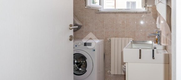 Estudio en Grottaferrata, Italy No. 380997 8