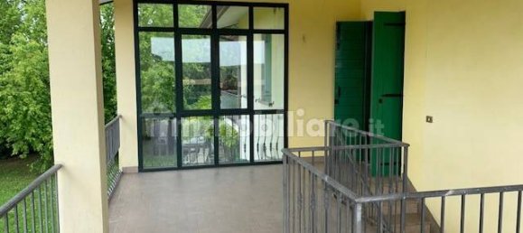 Вилла с 3 спальнями в Роволон, Италия № 269599 2