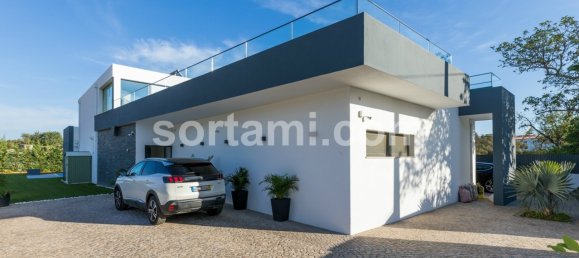 5 bedrooms Villa in Almancil, Portugal No. 31803 11