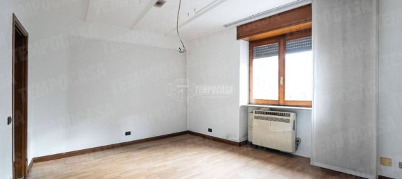 Дом с 4 спальнями в Мольтено, Италия № 75218 8