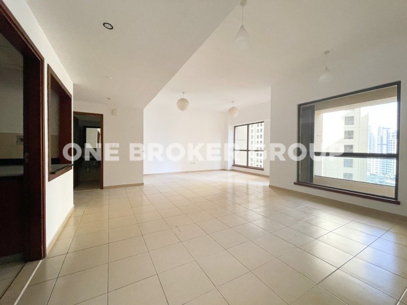 Apartamento T3 em Dubai, UAE N.º 1813
