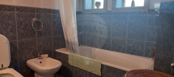 3 bedrooms House in Polvoreira, Portugal No. 37998 9