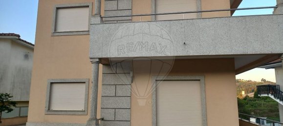 3 bedrooms House in Polvoreira, Portugal No. 37998 2