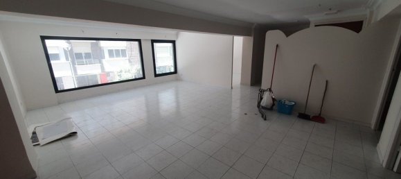 Escritório em Leon, Spain 93 m² N.º 74584 2