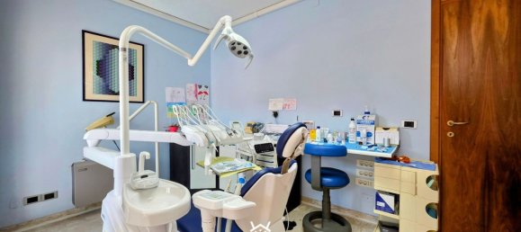 Büro in Mondovì, Italy 230m², Nr. 381329 30