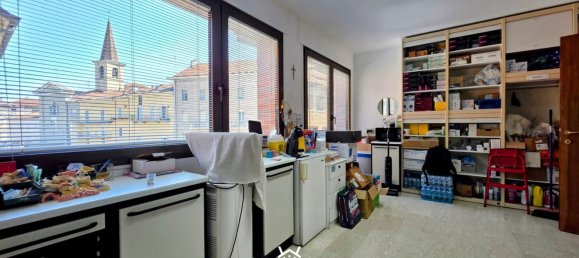 Büro in Mondovì, Italy 230m², Nr. 381329 17