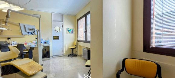 Büro in Mondovì, Italy 230m², Nr. 381329 34