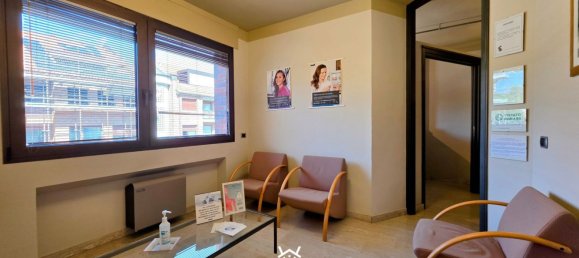 Büro in Mondovì, Italy 230m², Nr. 381329 3