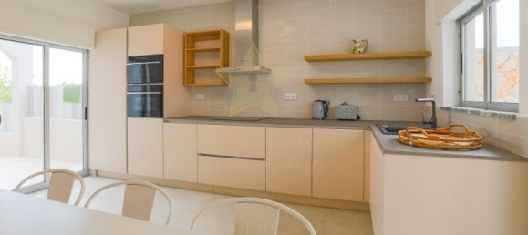 4 bedrooms Villa in Faro, Portugal No. 111680 12