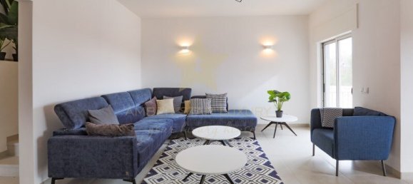 4 bedrooms Villa in Faro, Portugal No. 111680 4