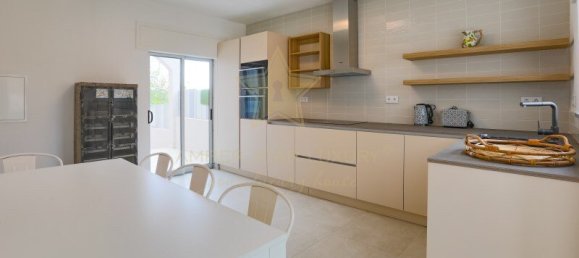 4 bedrooms Villa in Faro, Portugal No. 111680 14