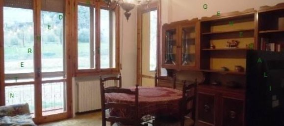 4 rooms Apartment in Borgo San Lorenzo, Italy No. 39835 2