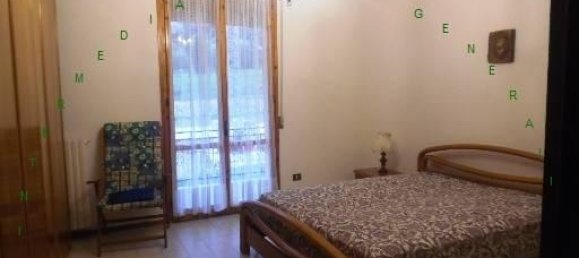 4 rooms Apartment in Borgo San Lorenzo, Italy No. 39835 5