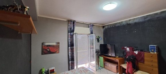 6 rooms Apartment in Aprilia, Italy No. 211484 4
