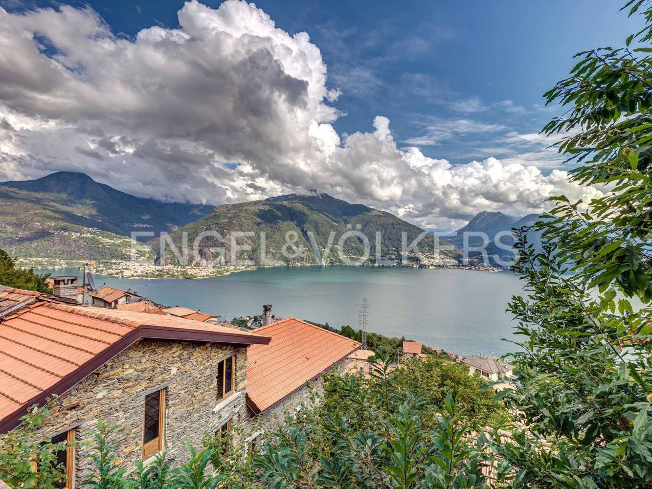 Дом с 3 спальнями в Сан Сиро, Италия № 126180