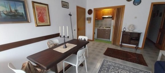 3 rooms Apartment in Viareggio, Italy No. 236633 3