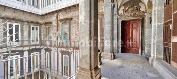 3 bedrooms Penthouse in Naples, Italy No. 268480 11