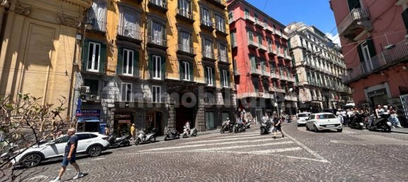 3 bedrooms Penthouse in Naples, Italy No. 268480 3