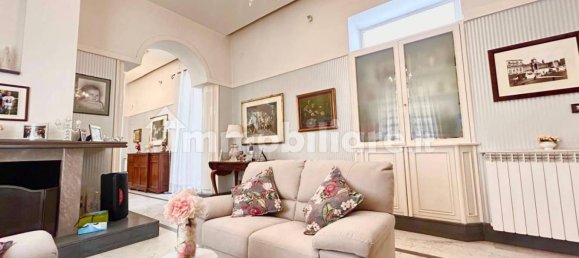 3 bedrooms Penthouse in Naples, Italy No. 268480 23