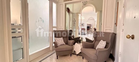 3 bedrooms Penthouse in Naples, Italy No. 268480 14