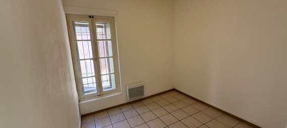 1 bedroom Apartment in Nimes, France No. 336704 4