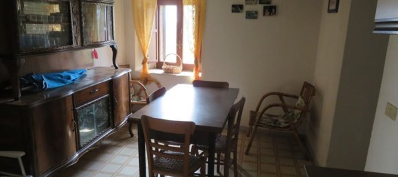 3 rooms House in Serrastretta, Italy No. 204658 7