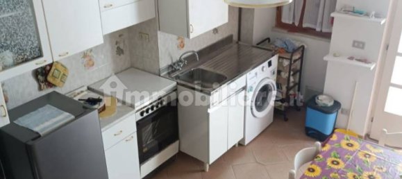 2 bedrooms House in Fermo, Italy No. 251836 3