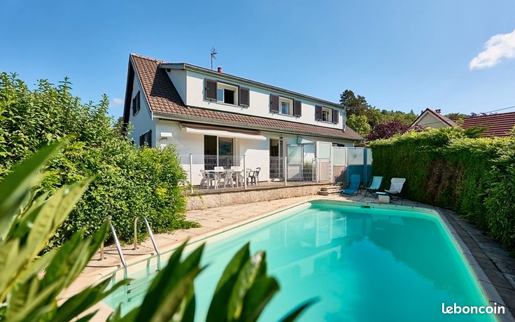 5 bedrooms House in Besancon, France No. 306157