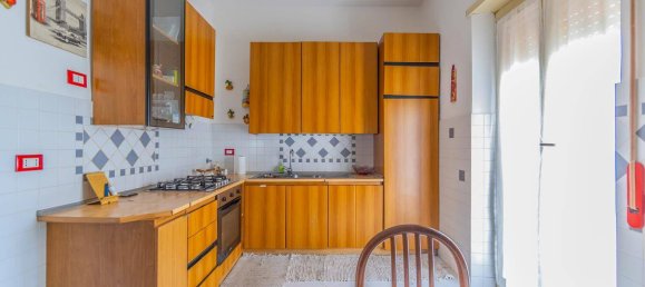 Квартира с 1 спальней в Рим, Италия № 275740 5