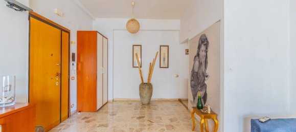 Квартира с 1 спальней в Рим, Италия № 275740 4