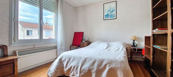 3 Schlafzimmer Haus in La Roche-sur-Yon, France, Nr. 315278 4