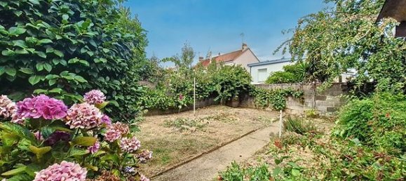 3 Schlafzimmer Haus in La Roche-sur-Yon, France, Nr. 315278 3