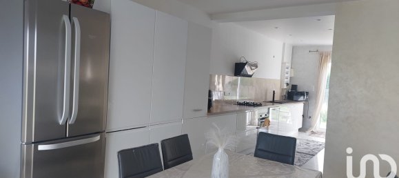 Casa de 5 dormitorios en Pithiviers, France No. 241816 11