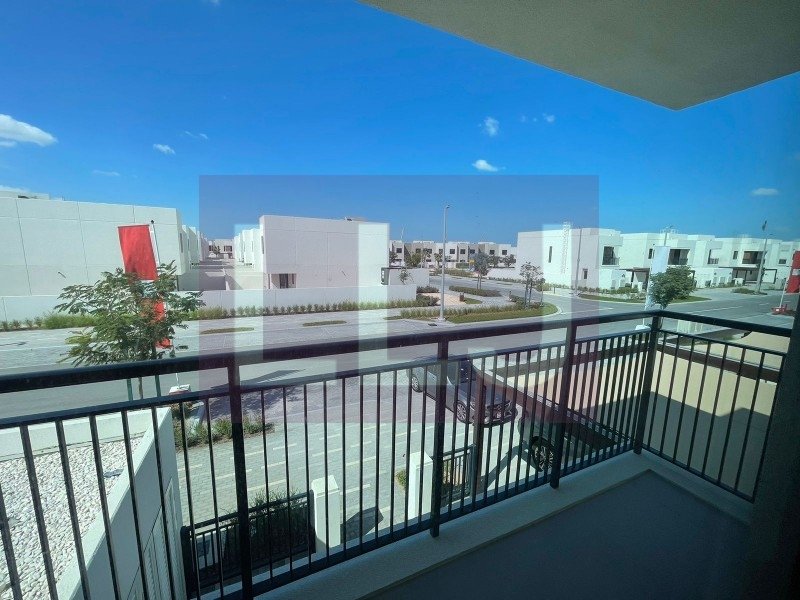 4 bedrooms Villa in Yas Island, UAE No. 45873