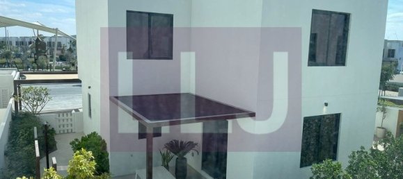 4 bedrooms Villa in Yas Island, UAE No. 45873 2