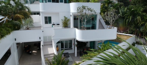 4 bedrooms Villa in Chalong, Thailand No. 6015 13