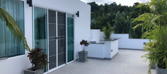 4 bedrooms Villa in Chalong, Thailand No. 6015 21