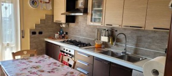 4 rooms Apartment in Bellinzago Novarese, Italy No. 152948 2