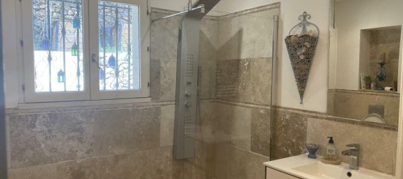 Вилла с 3 спальнями в Рокебрён, Франция № 361219 8