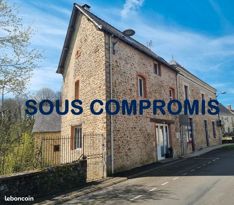 4 bedrooms House in Chemere-le-Roi, France No. 195998