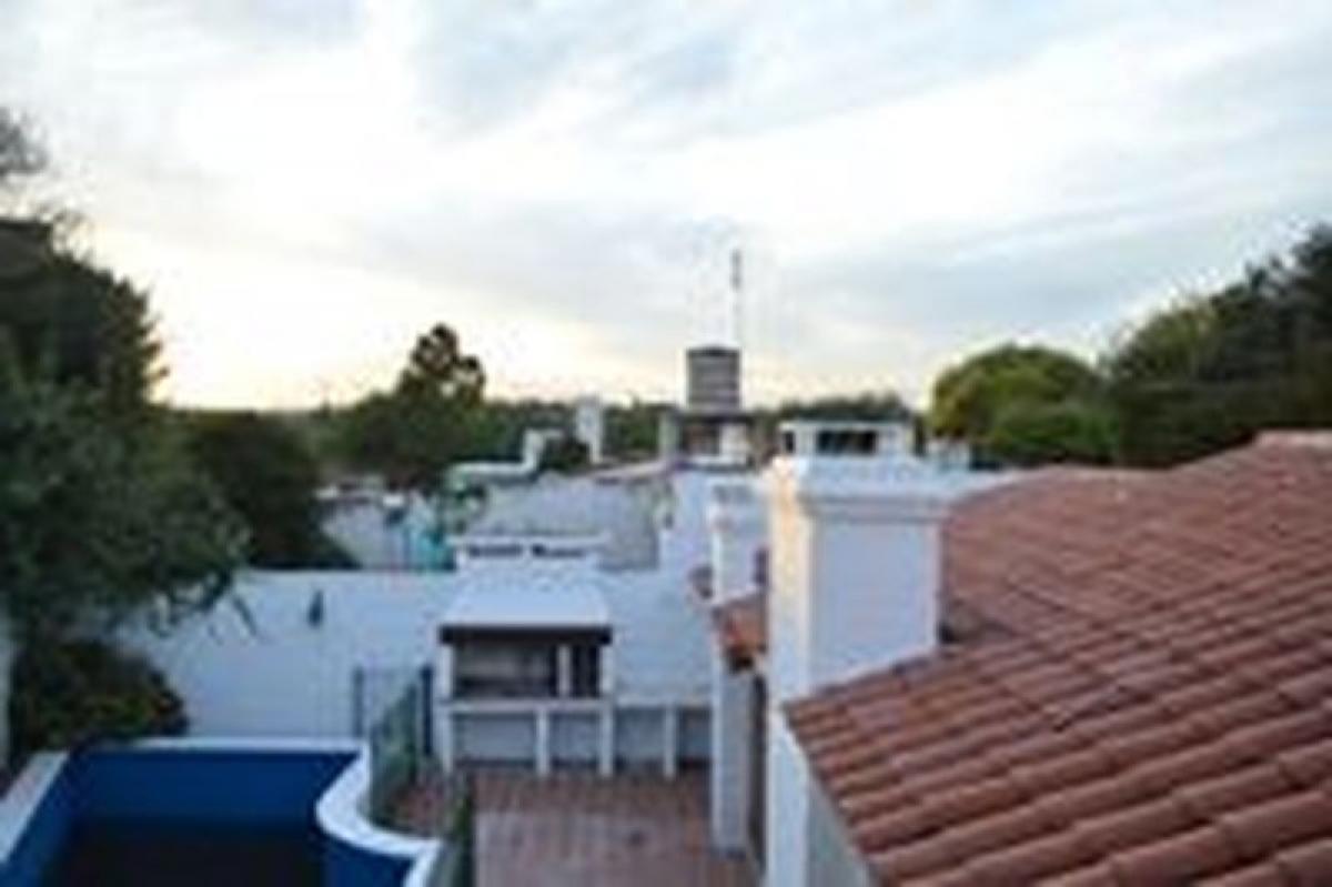4 bedrooms House in Cordoba, Argentina No. 55289