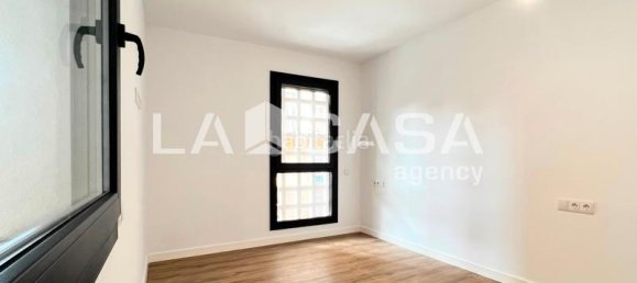 3 bedrooms Duplex in Badalona, Spain No. 171554 17