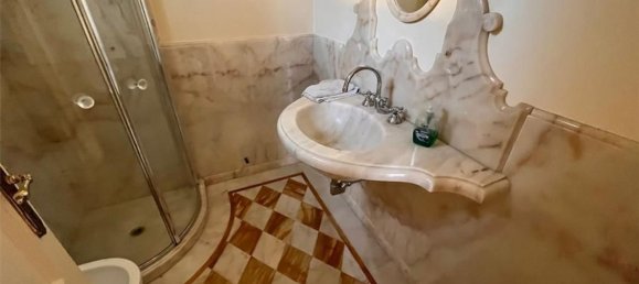 2 rooms Villa in Forte dei Marmi, Italy No. 309990 4