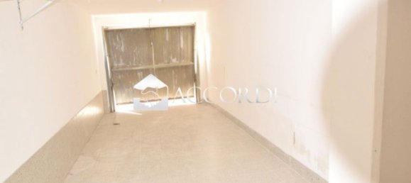 4 bedrooms Apartment in Trevignano, Italy No. 381182 17