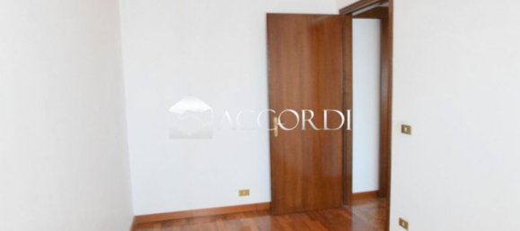 4 bedrooms Apartment in Trevignano, Italy No. 381182 13