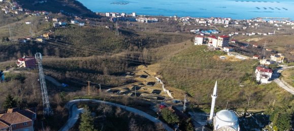 48 rooms Land in Arsin, Turkey No. 40568 9