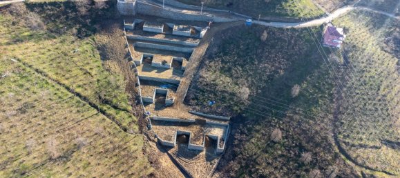 48 rooms Land in Arsin, Turkey No. 40568 7