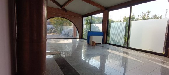 240m² Commercial property in Felino, Italy No. 315793 7